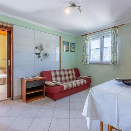 Apartman In Mit Terrasse Mit Meerblick By Interhome *
