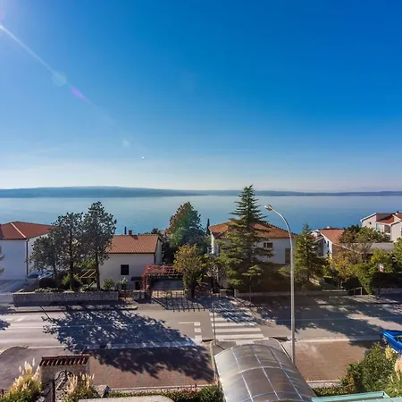 In Mit Terrasse Mit Meerblick By Interhome Apartment *
