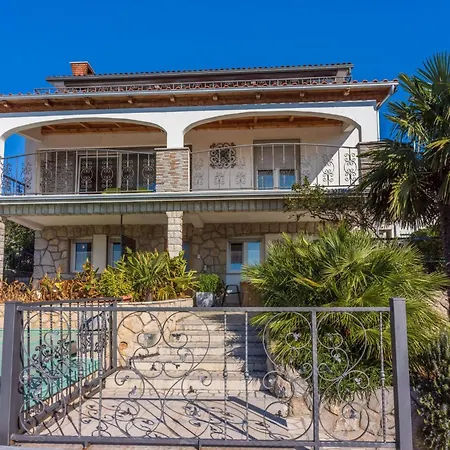 In Mit Terrasse Mit Meerblick By Interhome Crikvenica