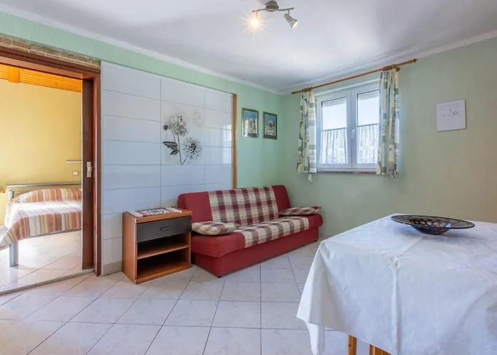 Apartman In Mit Terrasse Mit Meerblick By Interhome *