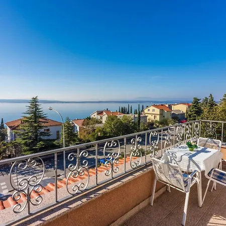 Lejlighed In Mit Terrasse Mit Meerblick By Interhome